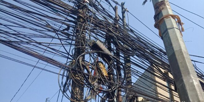 Akhirnya! Penampakan Kabel Semrawut Jabodetabek yang Bikin Lega