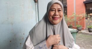 Kisah Pilu Dewi Yull, Ternyata Ini Alasan Penglihatannya Hilang Sebelah