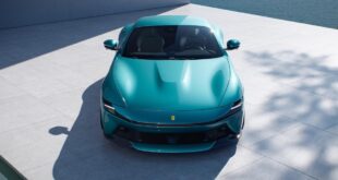 Mobil Ferrari "Murah"? Intip Tampangnya yang Bikin Penasaran!