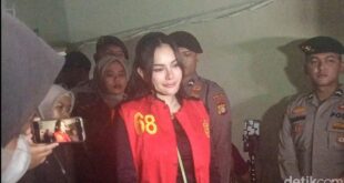 Nikita Mirzani Tak Kuasa Menahan Tangis Saat Mendengar Cerita dari Anaknya