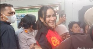 Rahasia Gaya Nikita Mirzani, Tampil Memukau Meski di Pengadilan