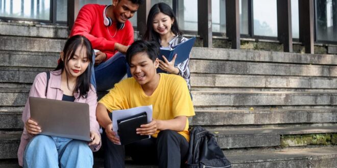 Rahasia Lolos PTN Impian, Kisah Alumni yang Sukses Tanpa Bimbel!