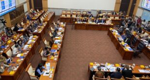YouTube Kelewat Batas? DPR Gerah, Menteri Janji Berantas Konten Tak Senonoh!